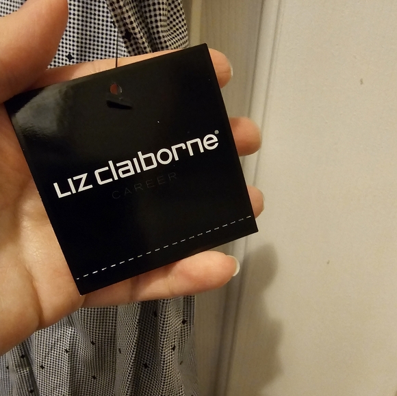 NWT Liz Claiborne Women's Career Button Up Top - XXL - Picture 4 of 5